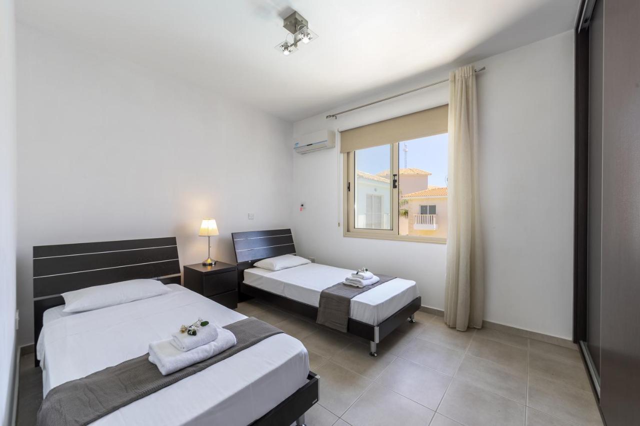Protaras Palm Villa 54 Eksteriør billede